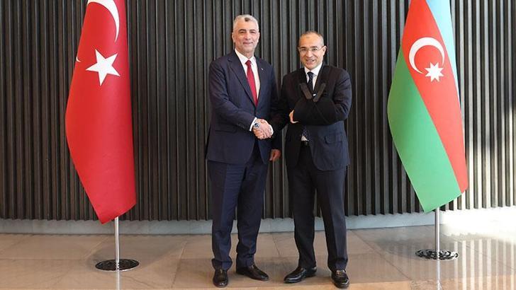 Bakan Bolat, Azerbaycan Ekonomi Bakanı Cabbarov ile görüştü