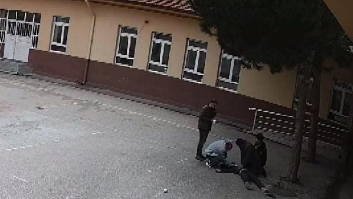 Bakan Tekin: Öğrencisinin hayatta kalmasını sağlayan öğretmenimi gururla izledim