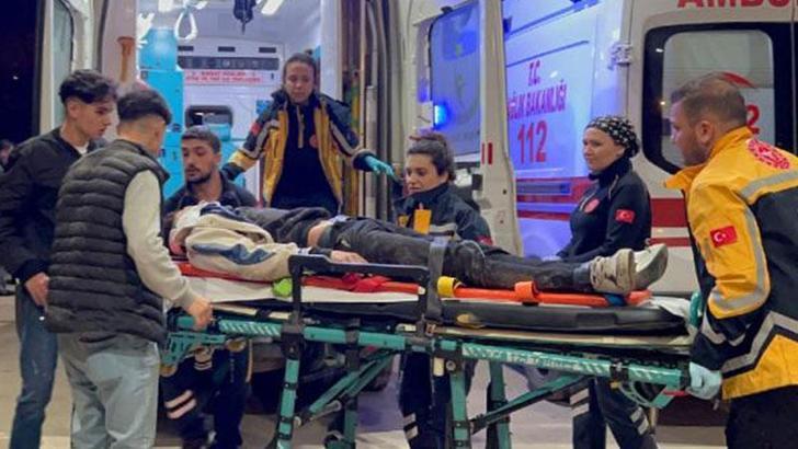 Arkadaşlarının iş yerine ziyarete giden genç, asansör boşluğuna düşüp ağır yaralandı