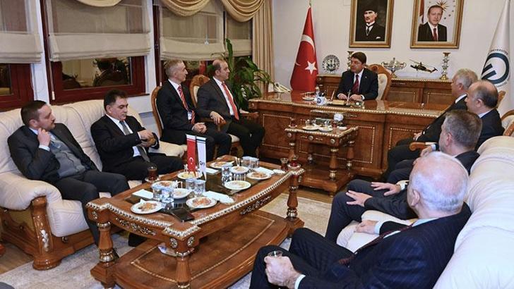 Bakan Tunç:  Anayasanın değişmesi konusunda herkes mutabık