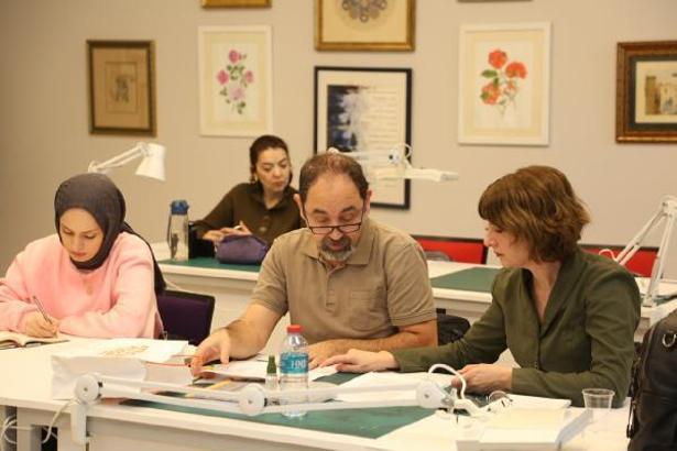 Küçükçekmece'de Güzel Sanatlar Akademisi’nin eğitimleri başladı