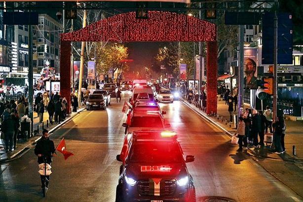 İstanbul'da 'şehitlerimiz ve Filistin için yola çık' konvoyu düzenlendi