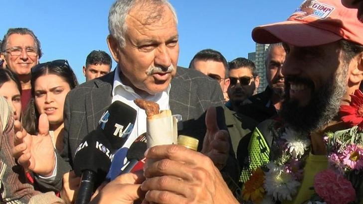 Depremzedeler için 3 bin 600 kilometre koşan Fransız sporcu, Adana kebabıyla karşılandı
