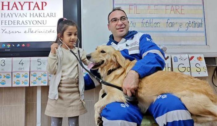 Deprem bölgesi Hatay’da, öğrencilerin son dersi ‘Hayvan sevgisi’ oldu