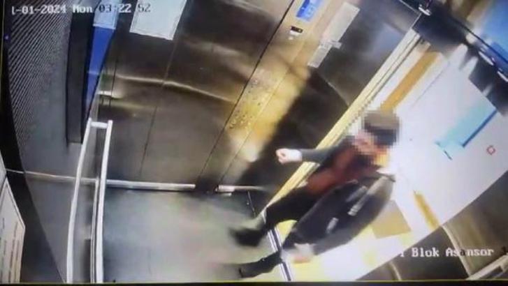 Başakşehir'de kediyi asansörde sıkıştırıp ezen şüpheli kamerada