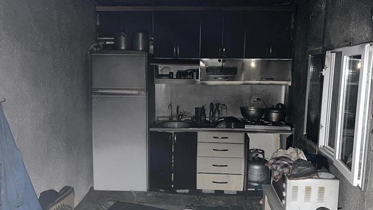 Babasına kızıp, evlerini ateşe verdi; kardeşi Narges öldü