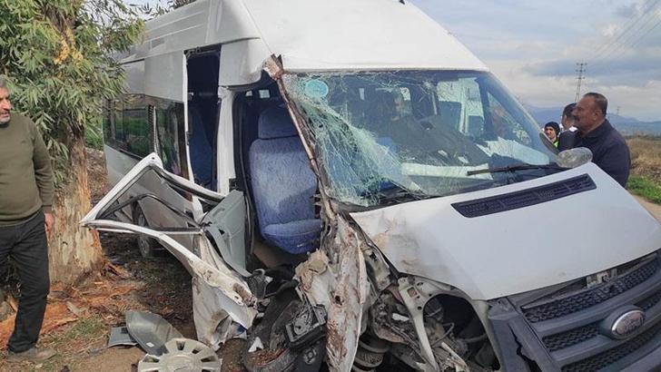 Osmaniye'de servis minibüsü, ağaca çarptı: 4'ü öğrenci 6 yaralı