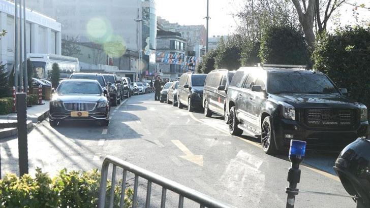 Cumhurbaşkanı Erdoğan, AK Parti İstanbul İl Başkanlığı'na geldi