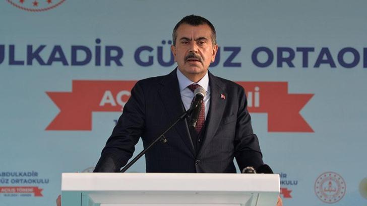 Bakan Tekin: İlköğretimde derslik başına düşen öğrenci sayısı 23'e düştü