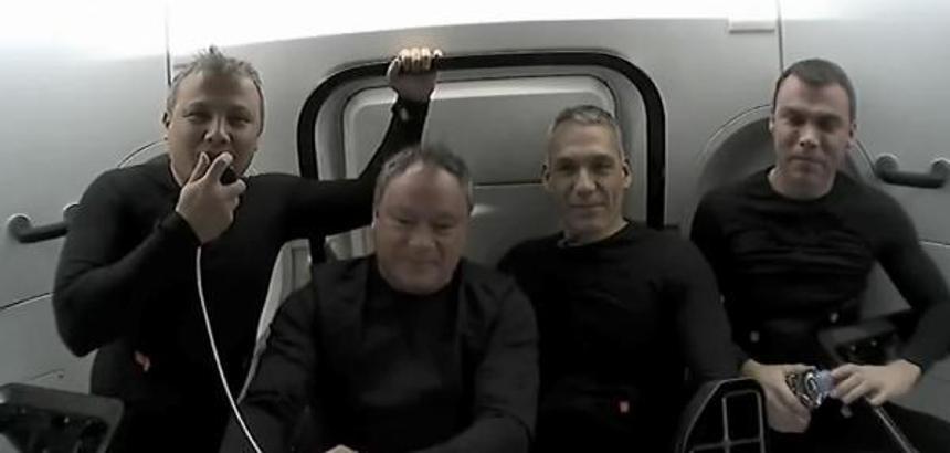 Türkiye'nin ilk uzay yolcusu Gezeravcı'nın uzaydaki ilk sözü: 'İstikbal göklerdedir' oldu