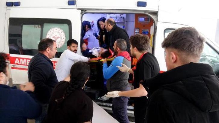 Liselilerin 'omuz atma' kavgası: 1 yaralı