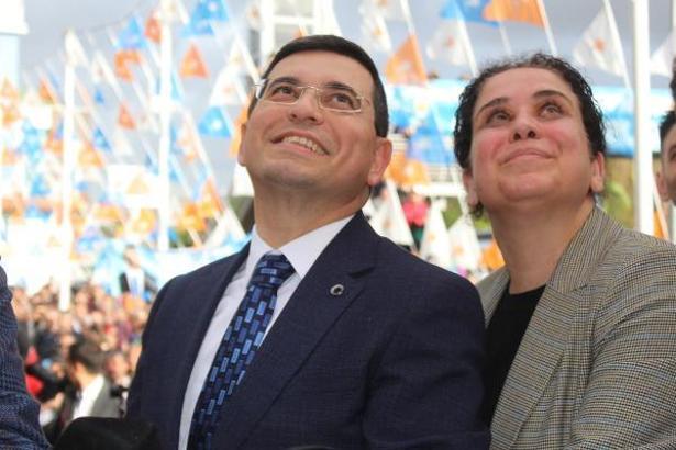 AK Parti Antalya Büyükşehir Belediye Başkan Adayı Tütüncü'ye coşkulu karşılama