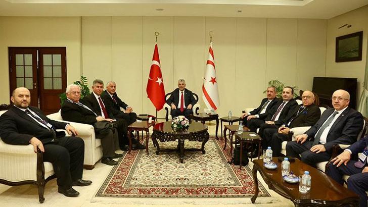 Bakan Bolat, Lefkoşa Büyükelçiliği'ni ziyaret etti