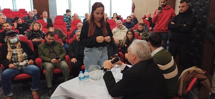 Deprem mağduru esnafa yeni iş yerleri kurayla dağıtıldı