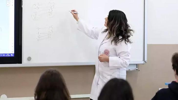 Öğretmenlerin 'aile birliği' mazeretine ek yer değiştirme hakkı