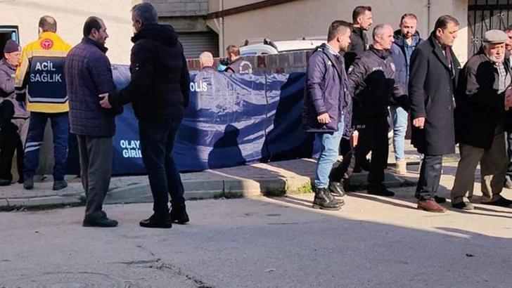 Ferhat, ara sokakta başından vurulmuş olarak ölü bulundu