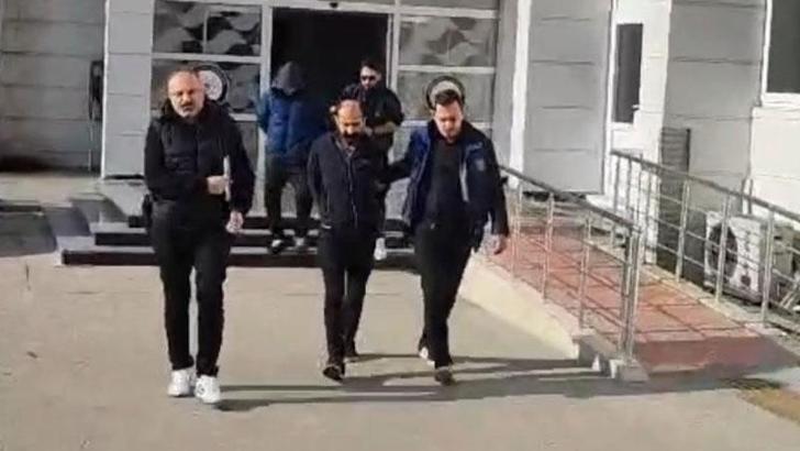 Mersin'de sazan sarmalı yöntemi ile dolandırıcılığa 2 tutuklama