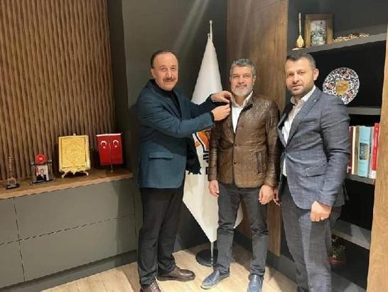 İYİ Parti 28’inci dönem Mardin milletvekili adayı Enver Abeş, AK Parti’ye geçti