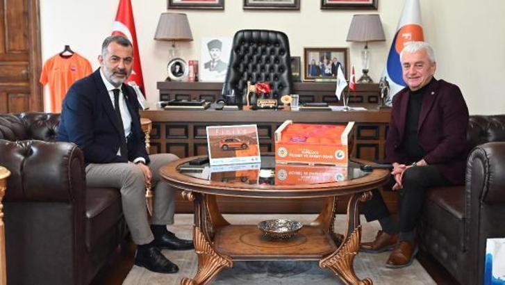 'TOGG'a rengini Finike portakalı versin'