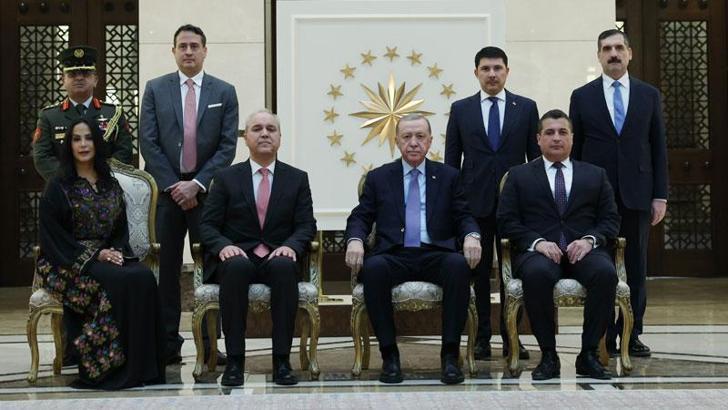 Cumhurbaşkanı Erdoğan'a büyükelçilerden güven mektubu