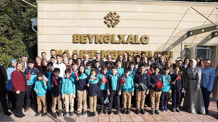 Bakan Tekin, Azerbaycan Başbakanı Esedov ile görüştü