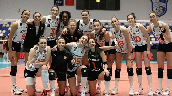 Eczacıbaşı Dynavit, play-off turuna galibiyetle başladı