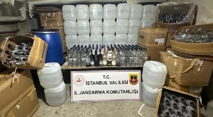 Fatih'te sahte içki operasyonu: 2 kişi yakalandı