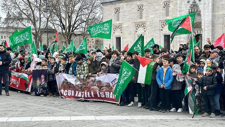 Fatih'te Filistin'e destek yürüyüÅŸü