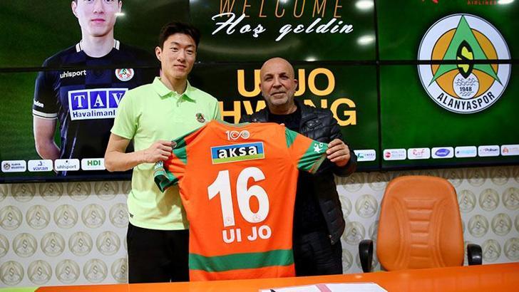 Alanyaspor, Ui-jo Hwang'ı sezon sonuna kadar kiraladı - Güncel Spor Haberleri