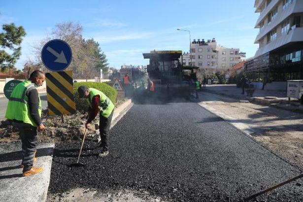 Boğaçayı Caddesi asfaltı yenileniyor