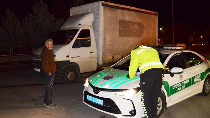 Ehliyet sınıfı yetersiz olduğu için polisten kaçan sürücü: Cezayı plakaya yazsınlar diye kaçtım