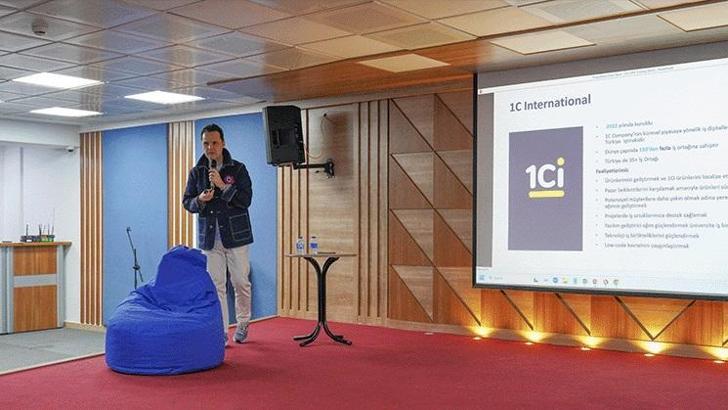 Ankara'daki öğrencilere ücretsiz ERP eğitimi