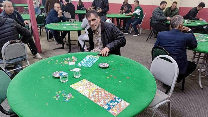 İzmir'de kumar oynayan 126 kişiye 809 bin TL ceza kesildi