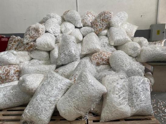 Adana'da gümrük kaçağı 22 milyon 500 bin adet makaron ele geçirildi