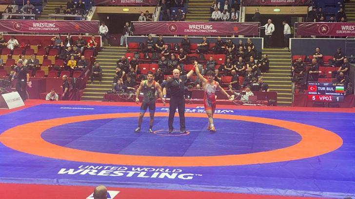 Avrupa Grekoromen Güreş Şampiyonası'nda Selçuk Can ve Alperen Berber finale yükseldi