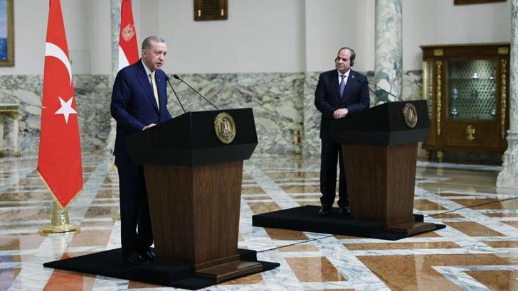 Erdoğan: Türkiye-Mısır ilişkilerini hak ettiği seviyeye çıkarma gayretindeyiz