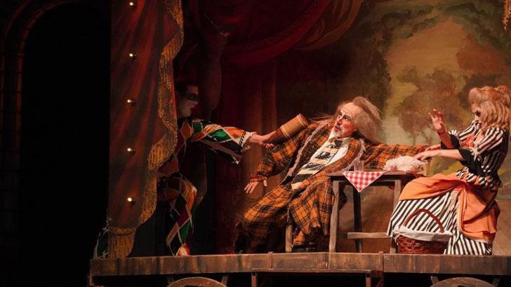 2 operadan son iki temsil