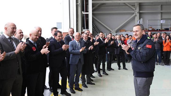 Savunma Sanayii Başkanı Görgün, 'KAAN'ın pilotları ve proje ekibiyle buluştu