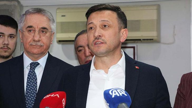 Hamza Dağ: İzmir'de yenilenmenin ayak sesleri yükseliyor