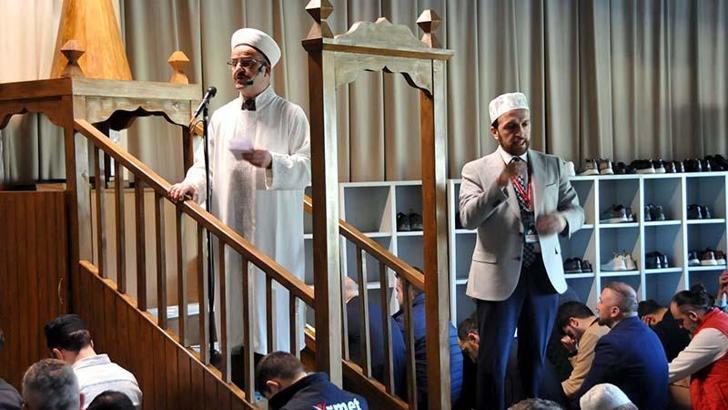 İstanbul Havalimanı'nda işaret diliyle Cuma hutbesi