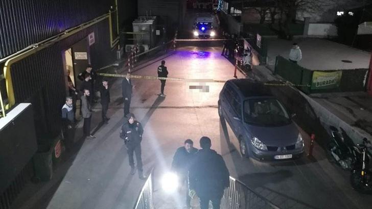 Tüfekle başından vurularak öldürüldü