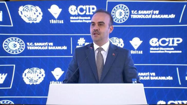 Bakan Kacır: Türkiye, güneş paneli üretiminde Avrupa'da birinci