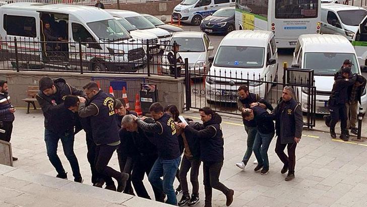 Fahiş hesap çıkartıp, senet imzalatan mekan sahiplerine operasyon; 9 gözaltı