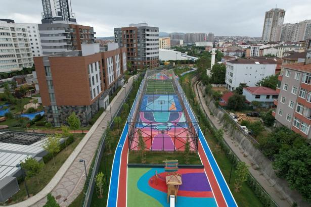 Ümraniye’de bölge parkı ve çocuk oyun sokağı açıldı