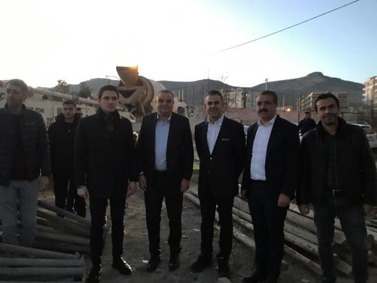 Derikli Prof. Dr. Çoksüer'den, ilçeye taziye evi