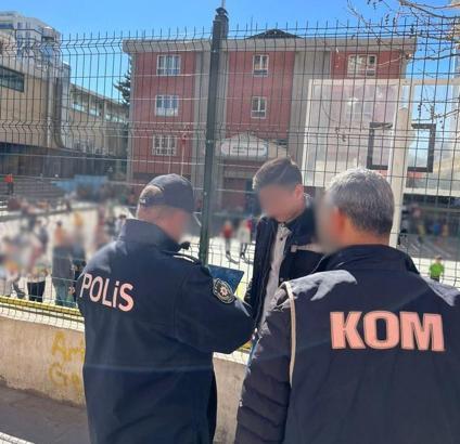 Mardin'de okul çevreleri ve servis araçları denetlendi