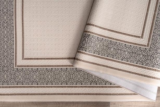 Viskolik iplik kullanılarak Miramare Koleksiyonu hazırlandı