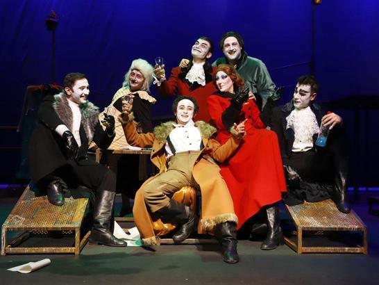 EDT'nin "Palto" oyunu Ankara seyircisiyle buluşacak