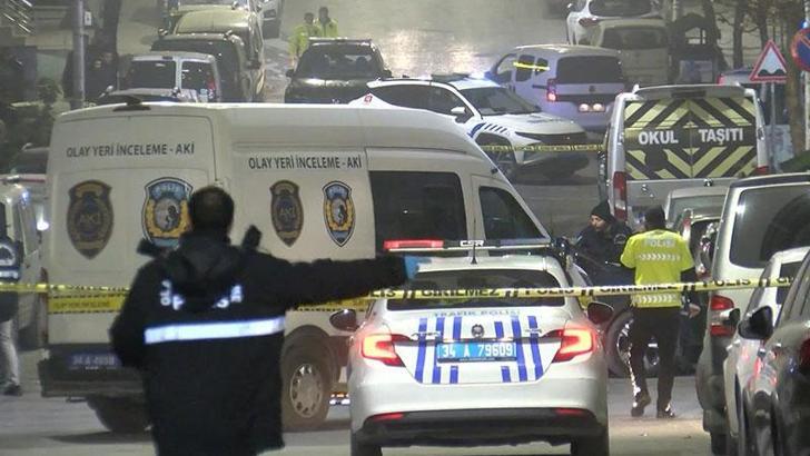 Sultangazi'de cipten otomatik silahla havaya ataş açan şüpheliler kaza yapıp kaçtı