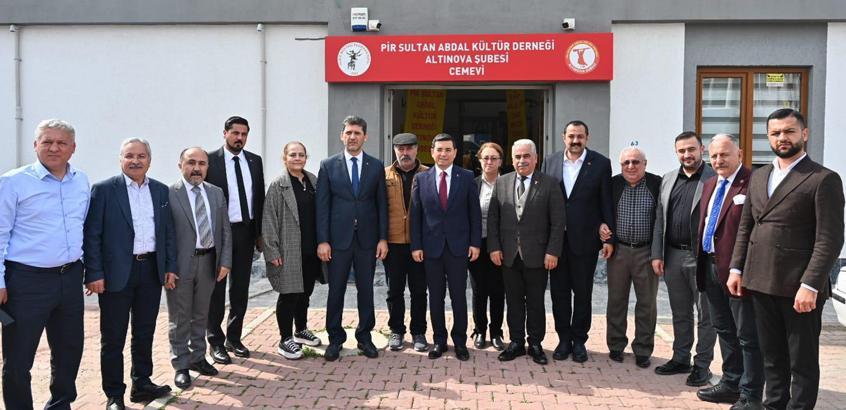 Tütüncü Alevi derneklerini ziyaret etti